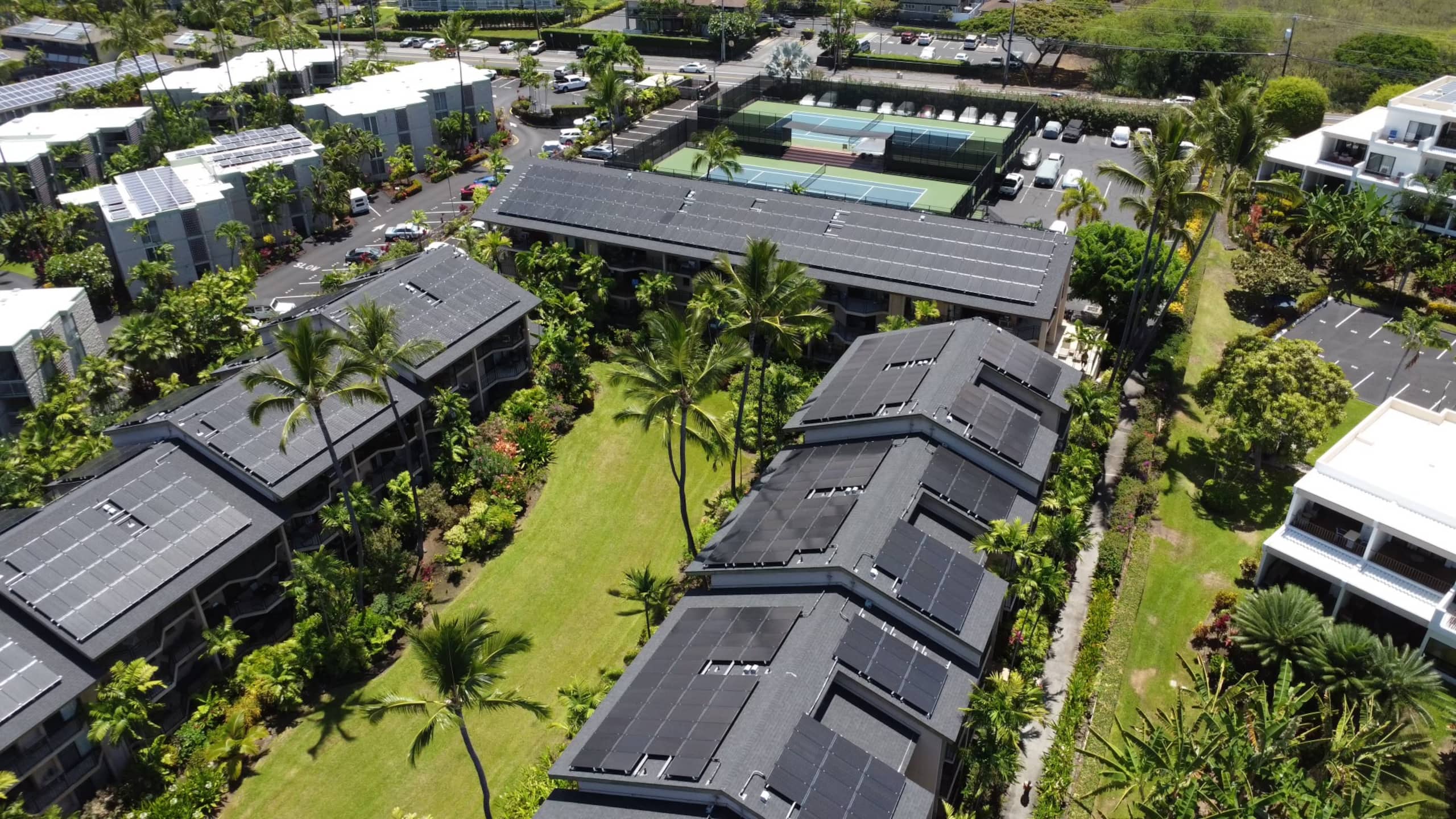 Classy condo in Kona - Photo 47