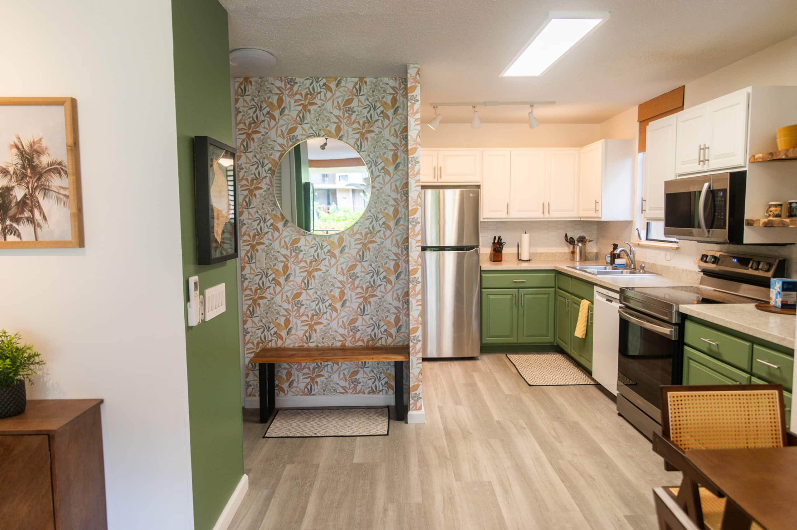 Classy condo in Kona - Photo 10