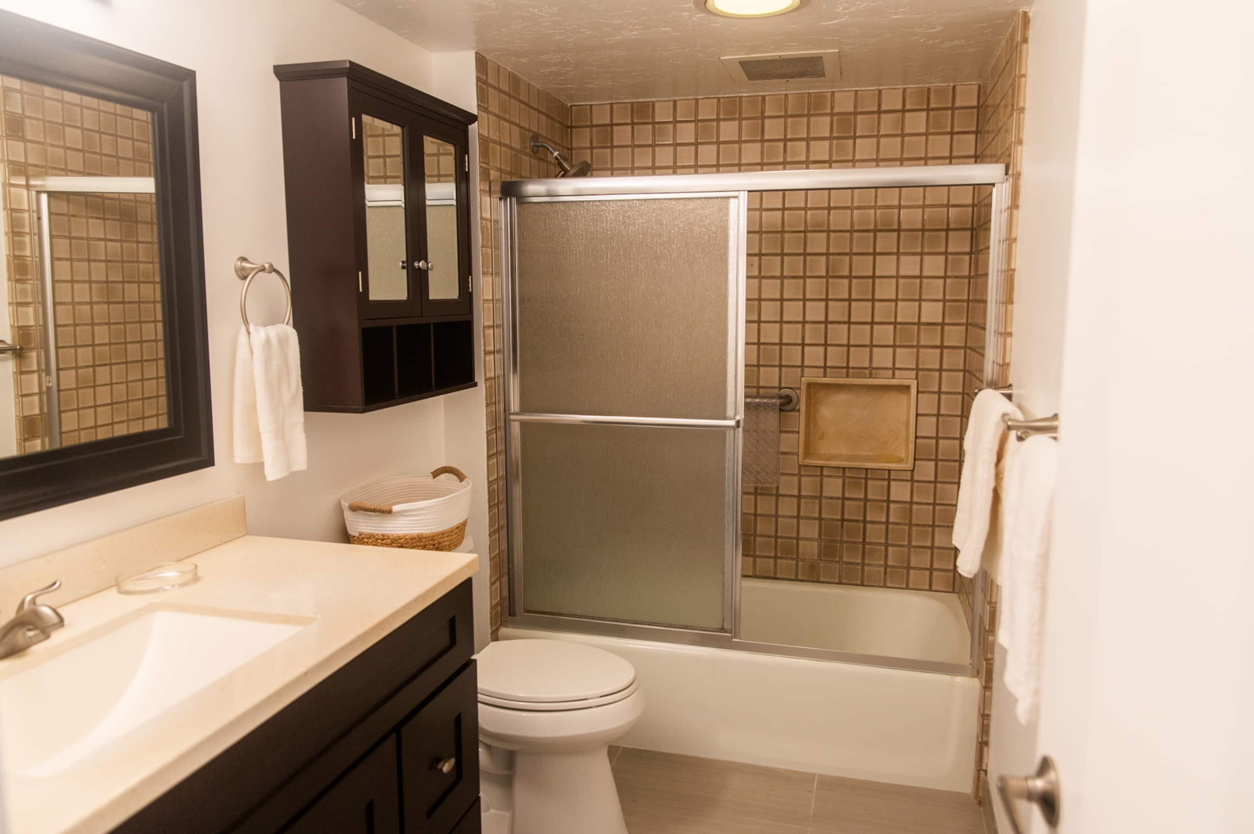 Classy condo in Kona - Photo 27