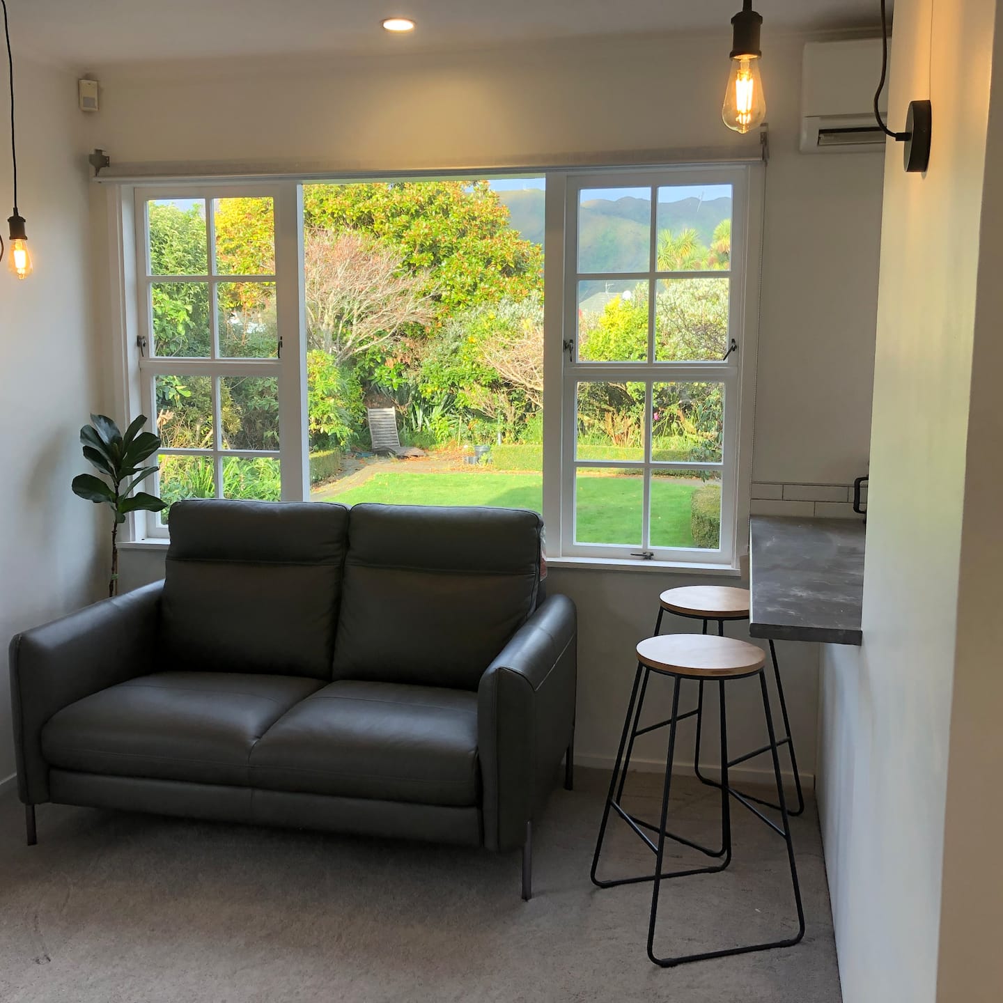 Penrose Retreat
*No Cleaning Fee* 3