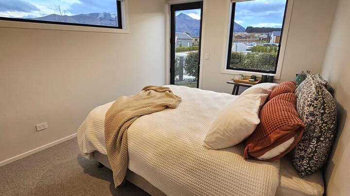 საძინებელი 3