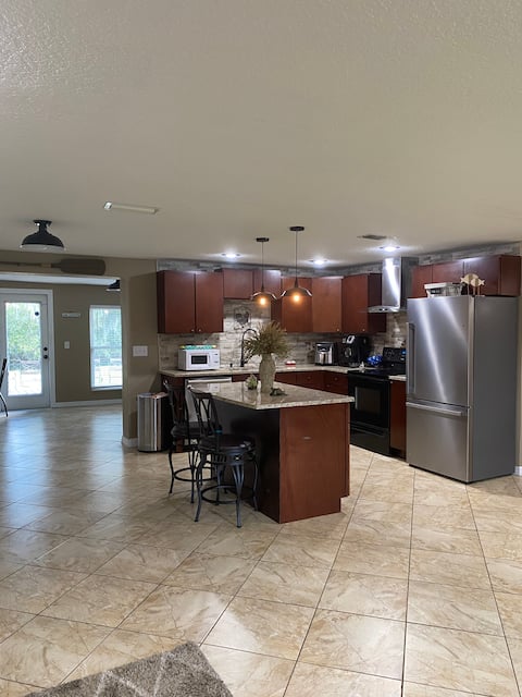 Lakehouse bring jet ski, sm boat or use our kayaks