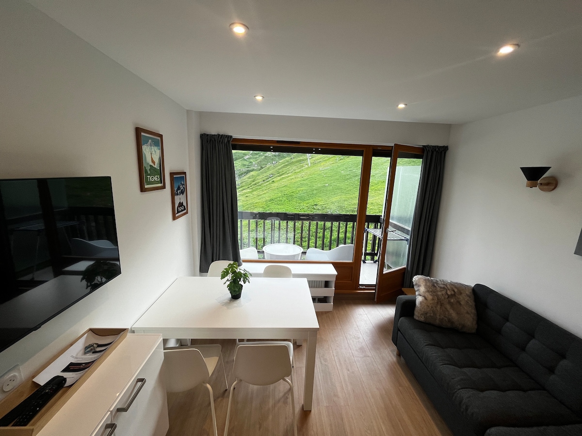 Top Airbnb: Tignes - Lake & Mountain View in Tignes