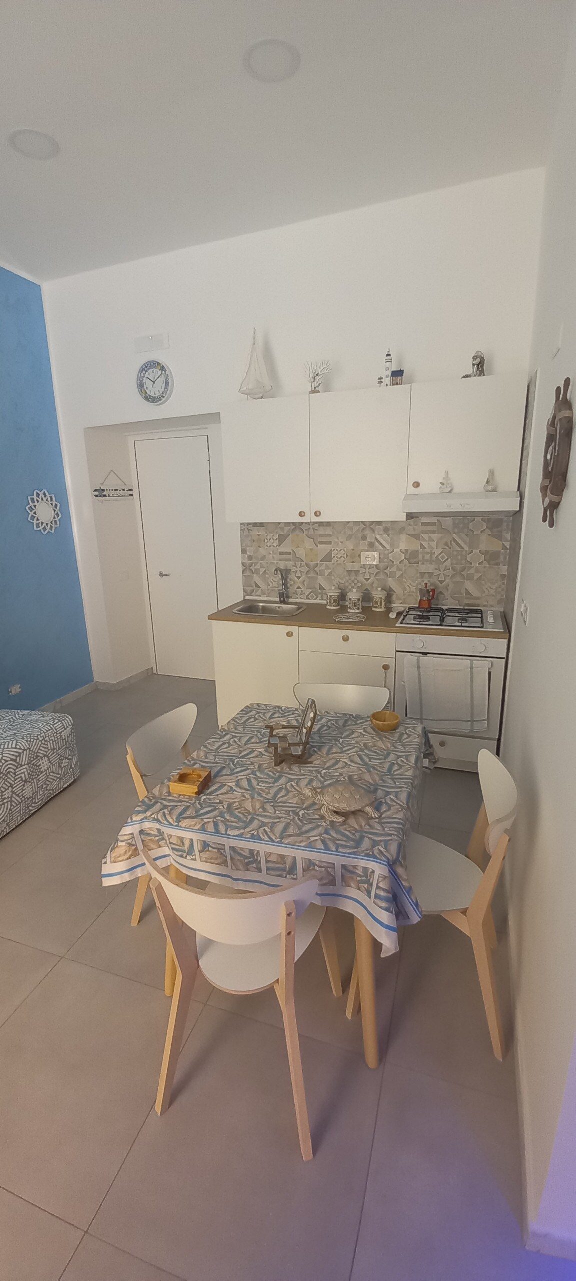 Proprietà Airbnb di successo: La Fenice Holiday Home a Napoli