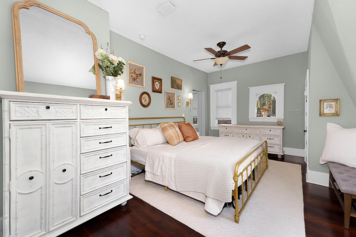 غرفة النوم 1