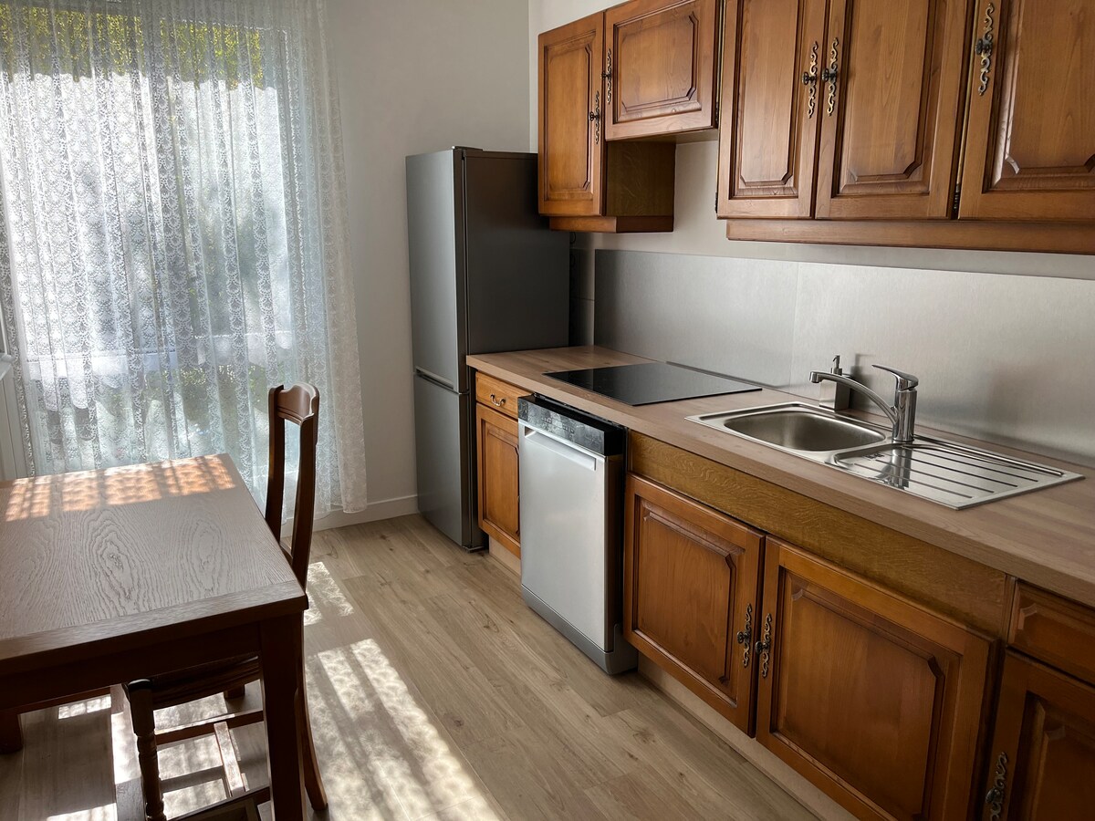 Annonce Airbnb populaire: 10 min walk to Stade de France à Saint Denis