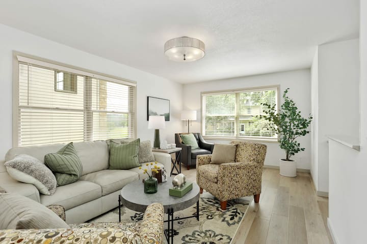 Gleaming Private Home in St Paul