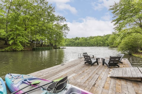 Lakefront, 3 Boats + Pizza Oven, Gorgeous!