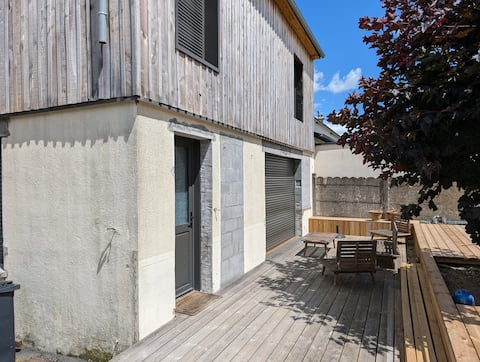 Townhouse with a garden