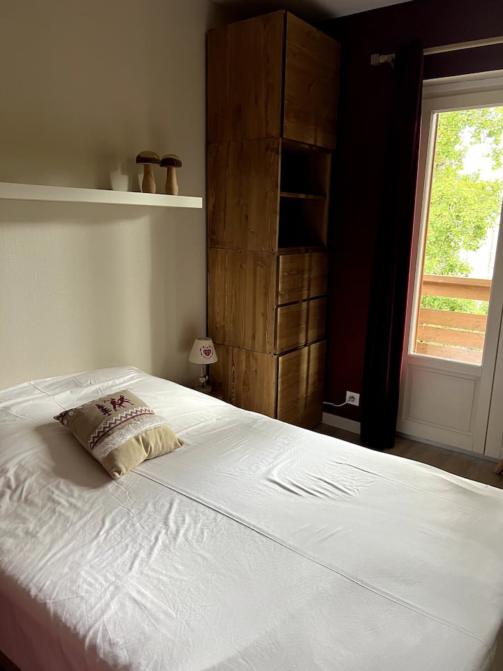 საძინებელი 2