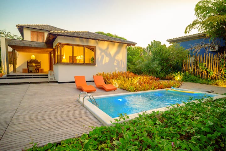 Villas Bahia - right on the sand with a private pool