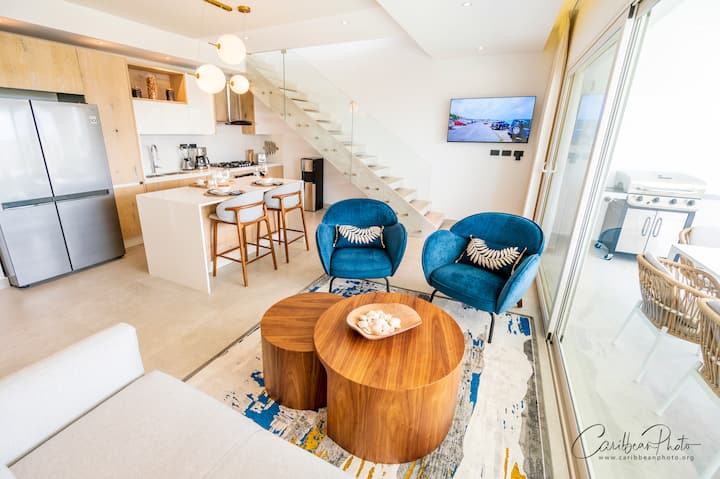 Luxury Cozy Beachfront Penthouse Esmeralda Beach