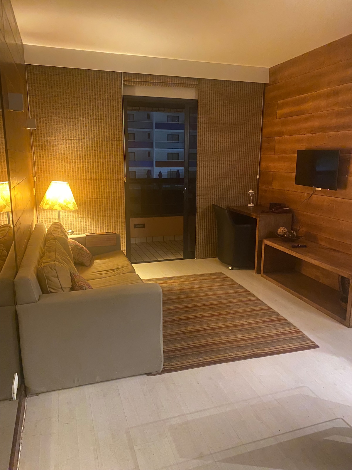 მისაღები ოთახი