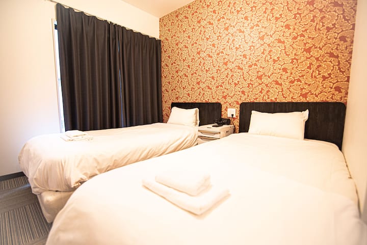 ಬೆಡ್‌ರೂಮ್ 4