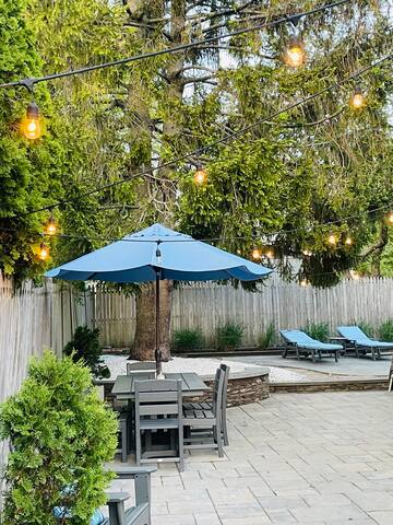 Walk to beach! Fall dates open. Sleep 10.