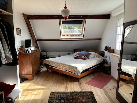 Large house, sleeps 6