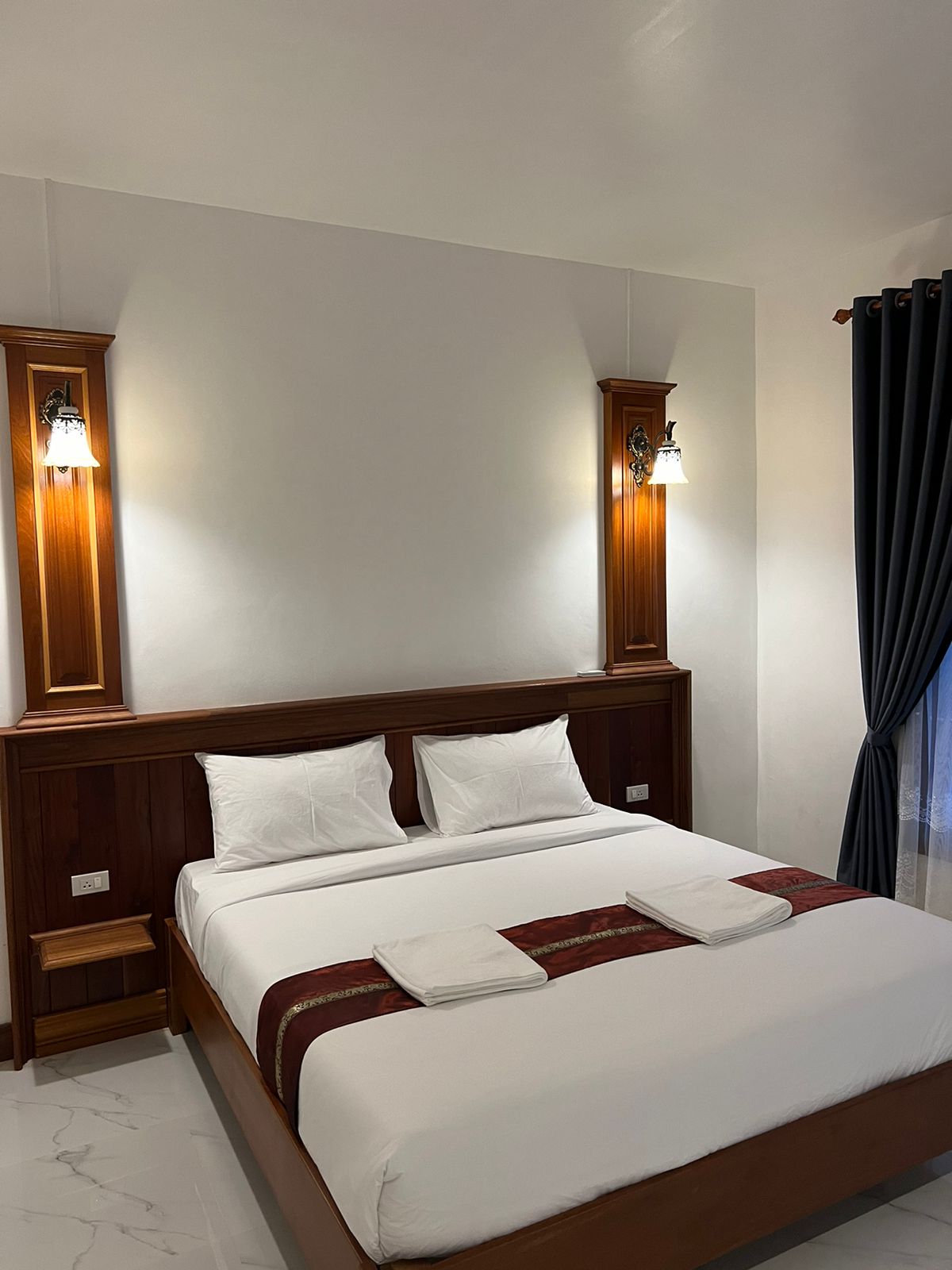 Конфигурација на собата со двоен кревет.