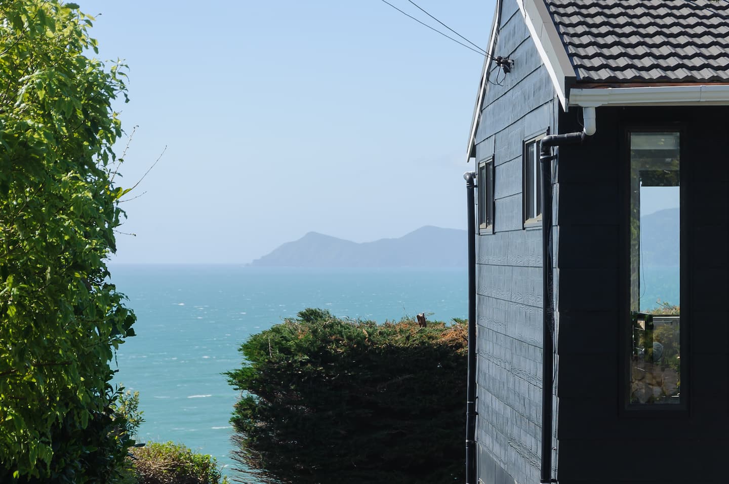 Stunning Sea Views, Pukerua Bay 2