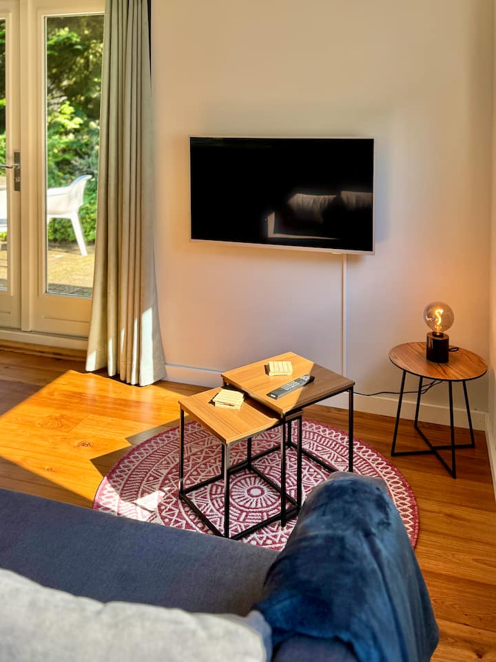 B&b Eekhoornpad / Vakantiehuisje In De Bossen - Tilbourg