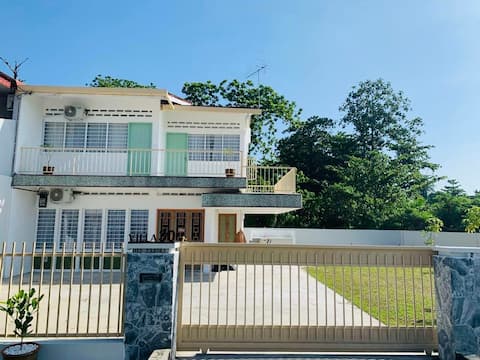 Villa 30 Teluk Intan