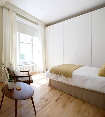 Luxury Notting Hill apartment gallery image 3