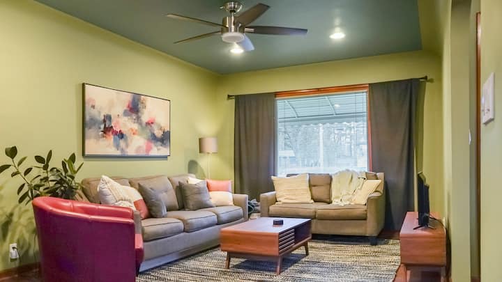 Comfortable Ranch Retreat