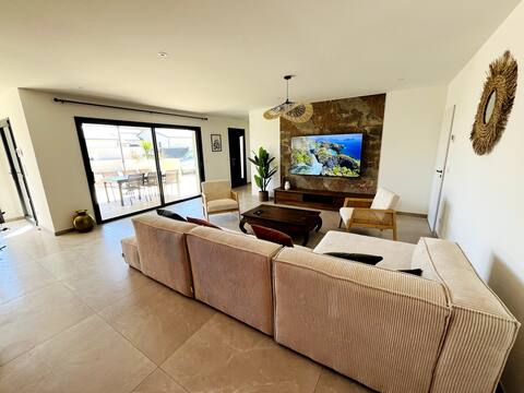 Exotic villa with pool - Dolce Rhôna