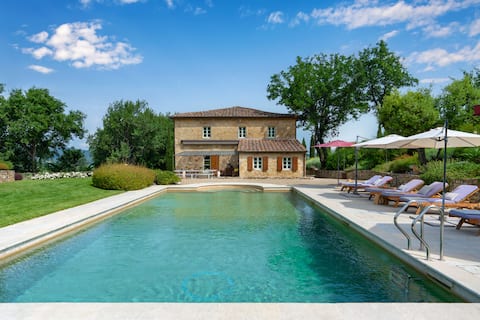 Villa Sublimis by Villas in Med