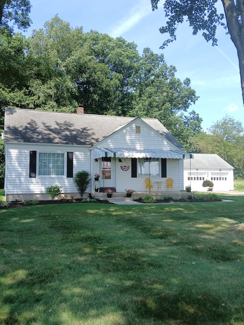 Doty House - Country Charm