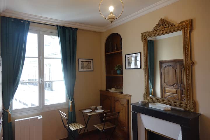 Charmant Studio Idéalement Situé - Paris