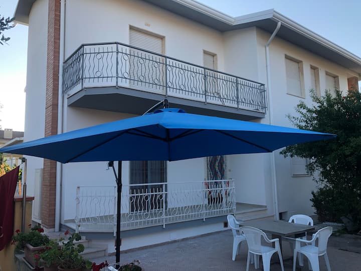 Villetta, Max 8 Ospiti - Follonica