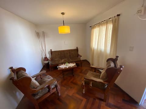 Top performing Airbnb: Spacious apartment - CTA Center in Departamento Capital