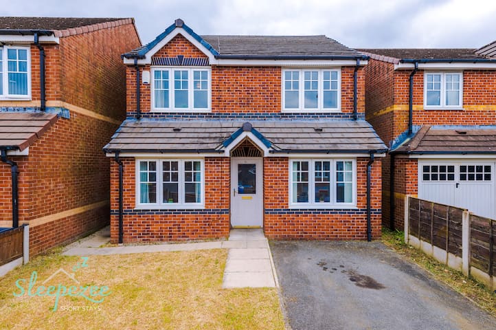 The Caspian/6BR/Sleeps 12/FreeParking/North Mcr/M9