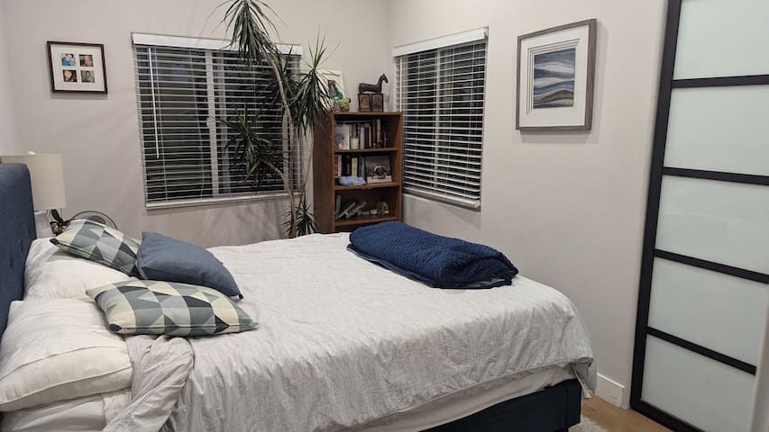 Redondo Beach Paradise – Whole House gallery image 3