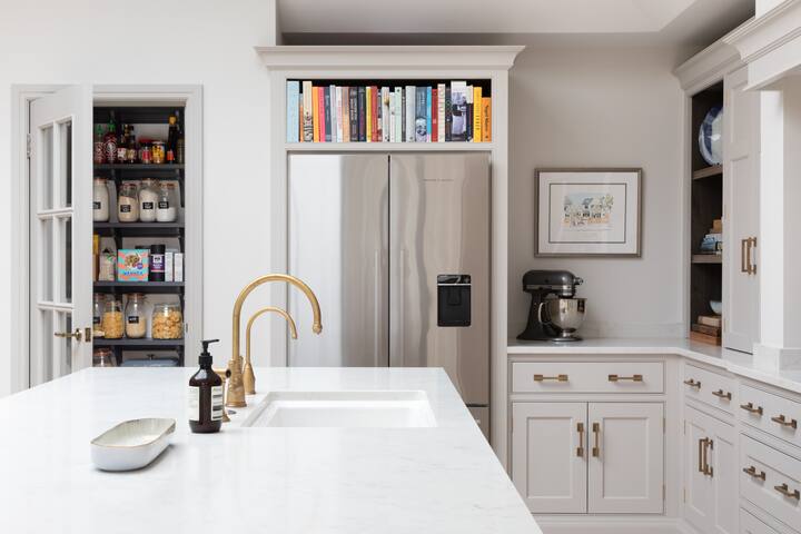 Barnes Family Home gallery image 3