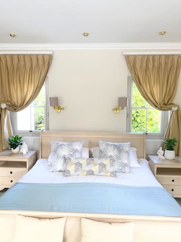 Constantia Villa-Cape Winelands gallery image 4