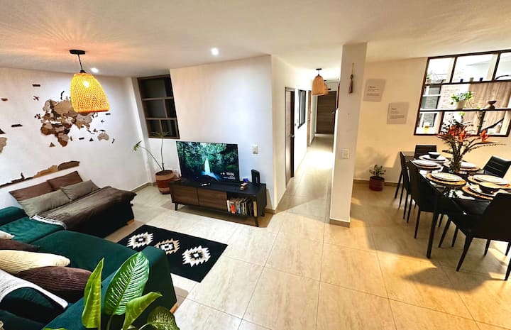Boho Family Retreat In Laureles | Cozy & Spacious - Medellín