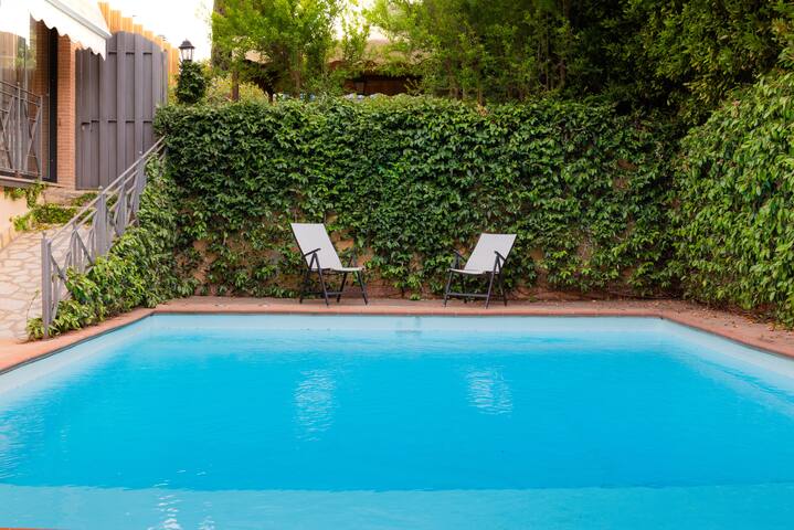 Villa Aureliana: Villa with pool near St. Peter’s gallery image 2