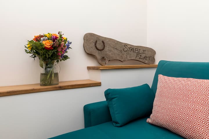 Kingsize Cocoon Sofabed