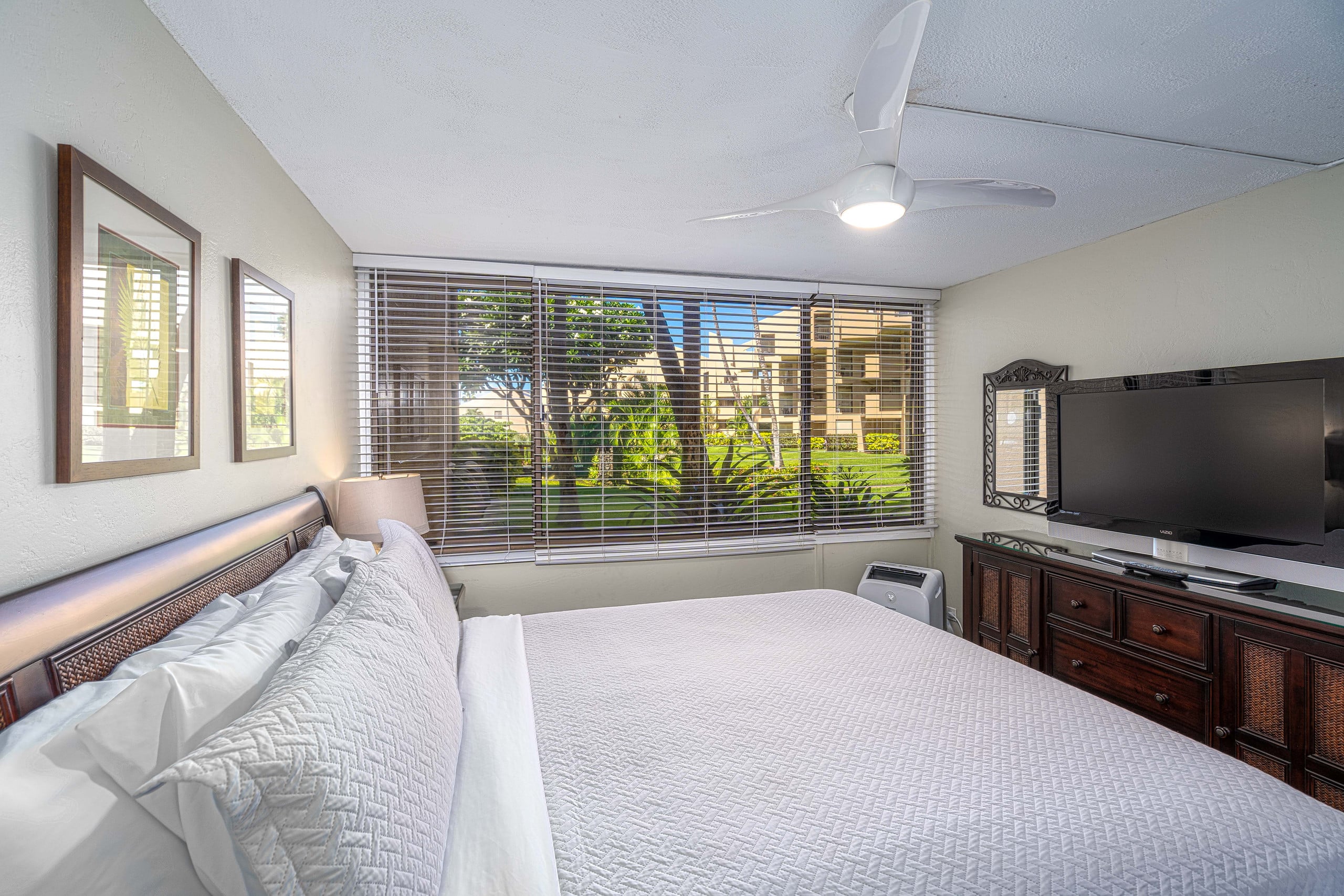 Condo in Kihei · ★4.82 · 2 bedrooms · 3 beds · 2 private baths - Image 14