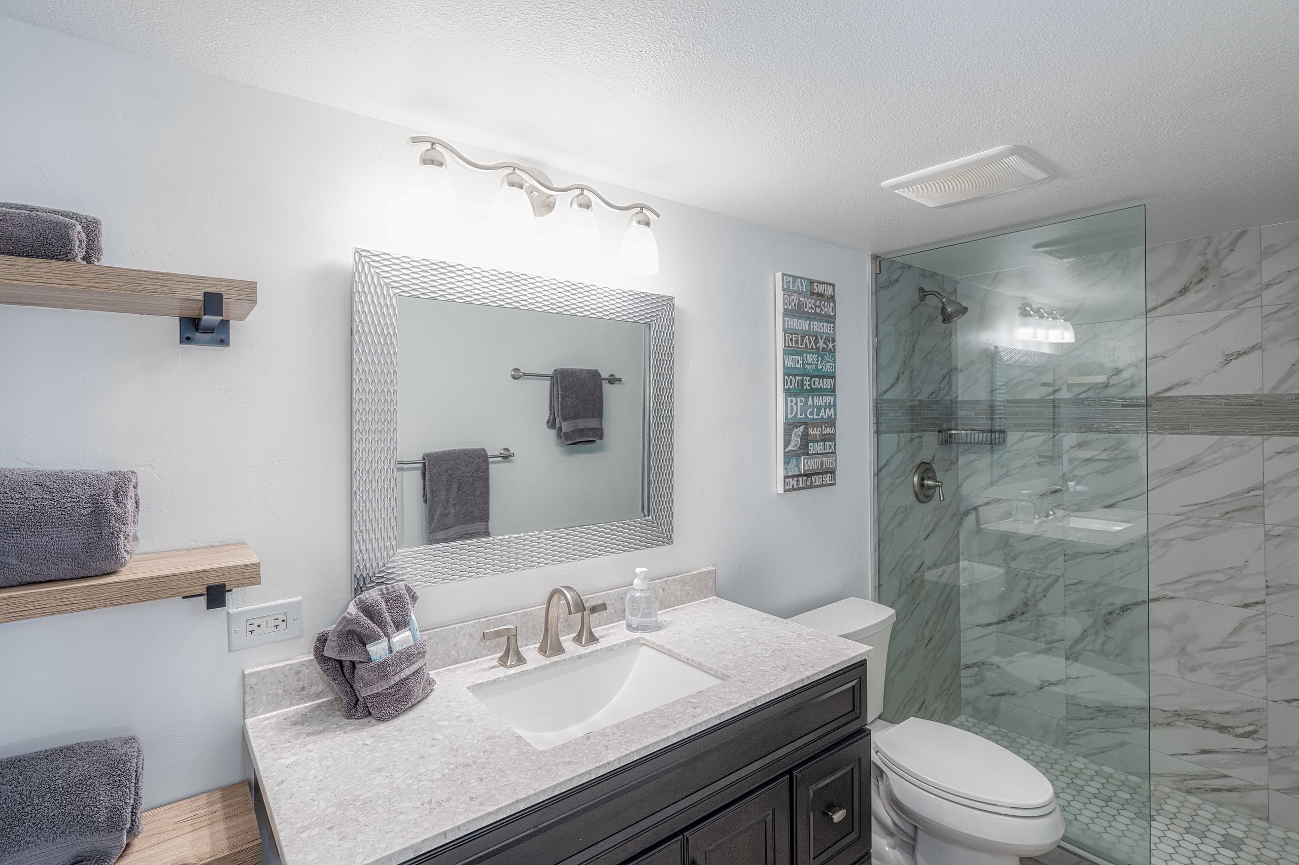 Condo in Kihei · ★4.82 · 2 bedrooms · 3 beds · 2 private baths - Image 3