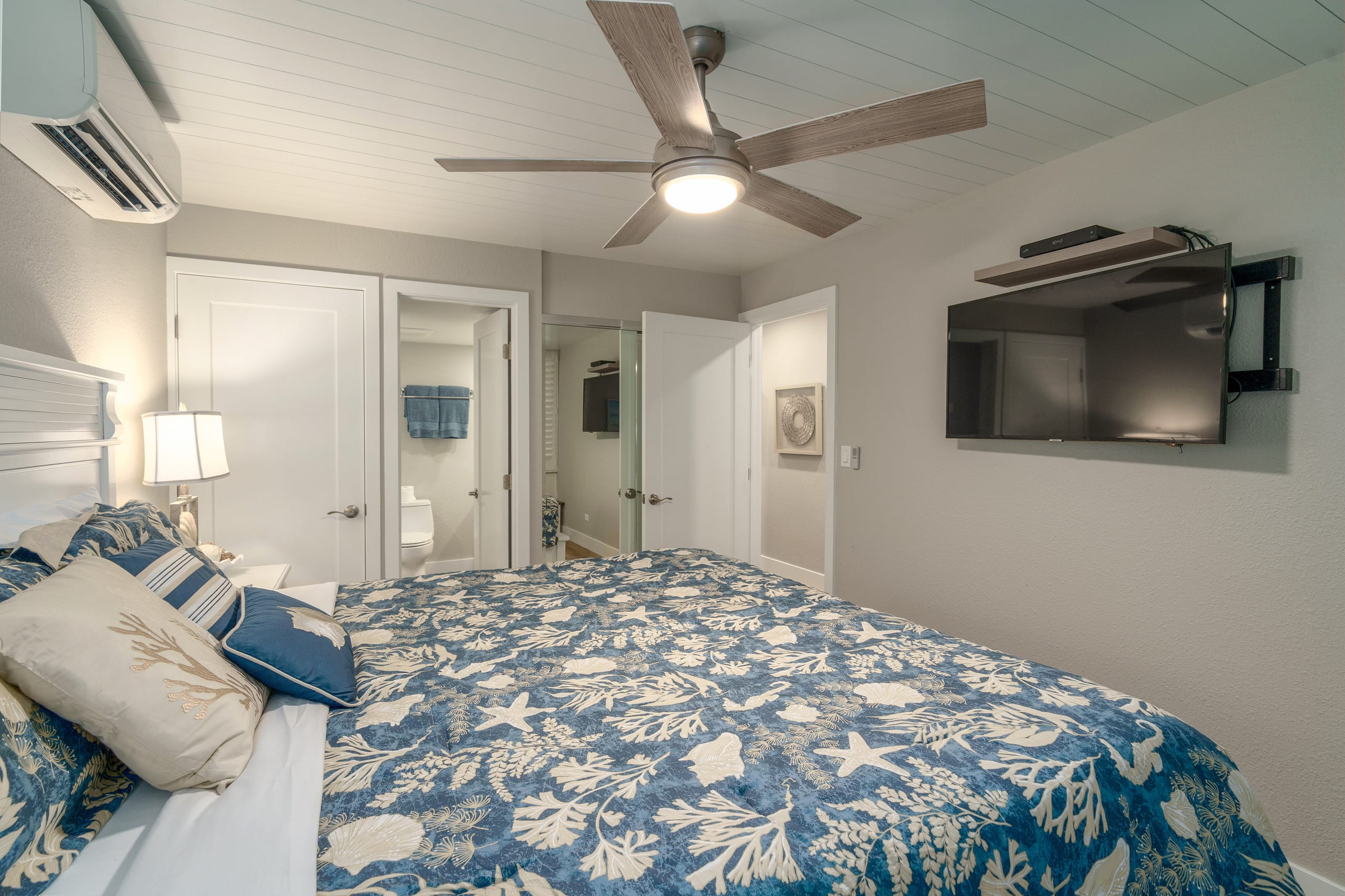 Condo in Kihei · ★4.68 · 1 bedroom · 1 bed · 2 baths - Image 2