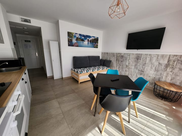Apartamentos Playa De Covachos Con Piscina - Cantabria