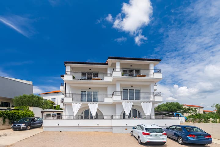 Perla Verde Apartments 0321 - Cherso