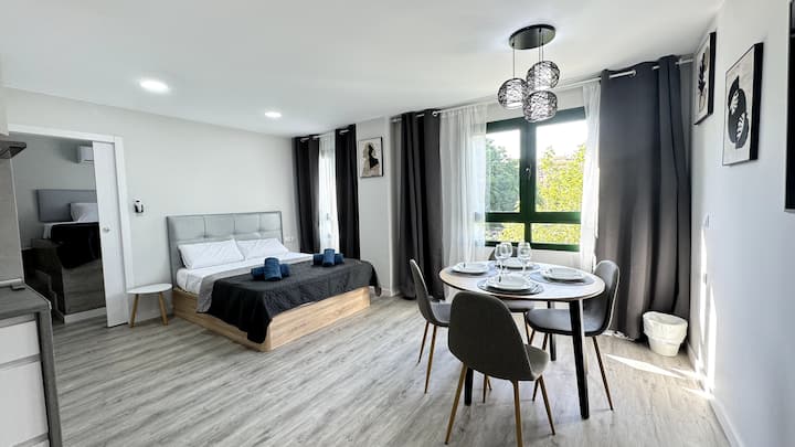 Apartamento De 1 Dormitorio Con Cama King Size - Valencia