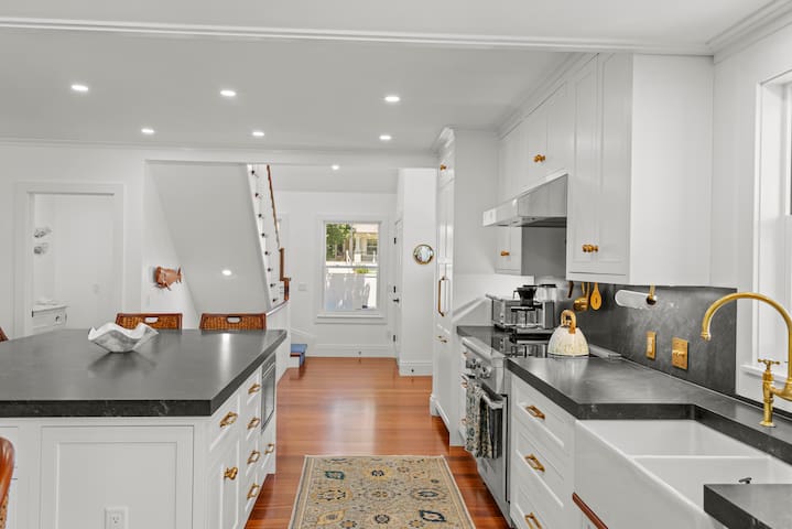 East Ferry Cottage gallery image 4