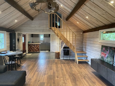 Popular Airbnb listing: Stock and stillness - log house in Svenljunga