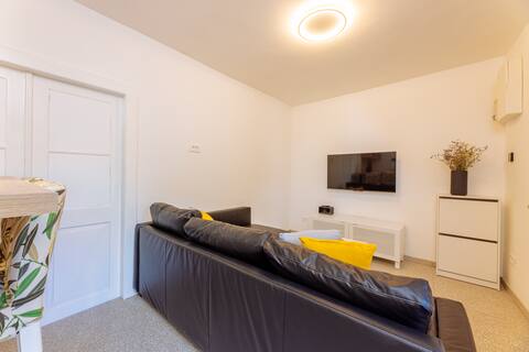 Popular Airbnb listing: New Cozy Apartment 4+1 in Općina Lastovo