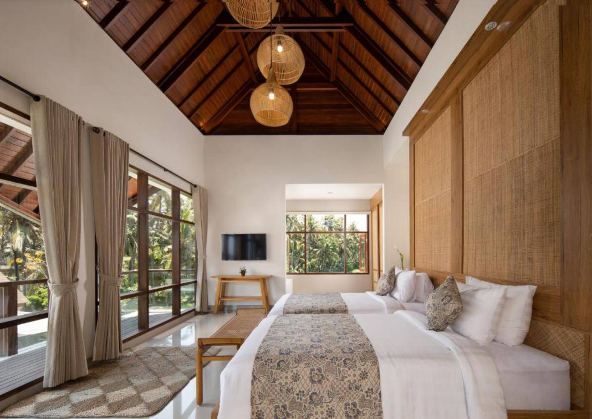 Hidden Coastal Secret 2 Bedroom Private Villa in Ketewel 3