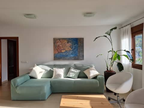 Anuncio de Airbnb popular: The Painter's House en Xàbia / Jávea